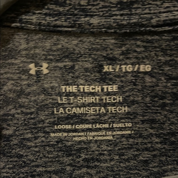 Under Armour Men's Heathered Black Tee - Picture 2 of 2